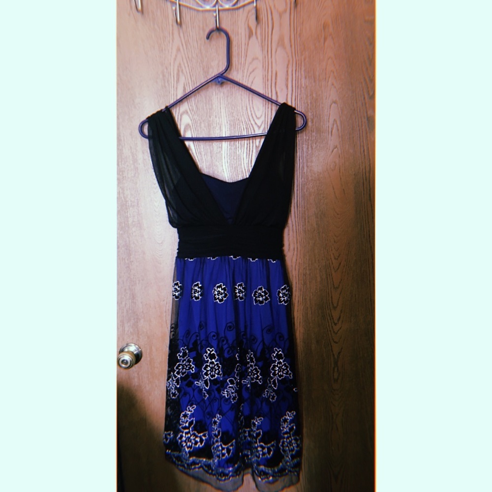LIKE NEW Blue and Black Dress